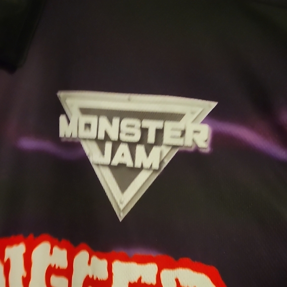 Grave Digger Men's Shirt - Black and Green Exclusive Shirt - Picture 6 of 15